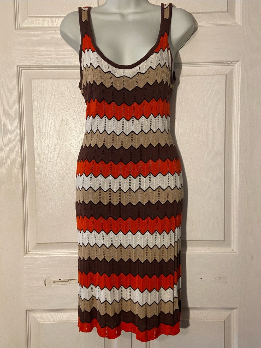Jonathan Мartin Sleeveless Chevron Knit Мidi Dress in Brown, Orange & Cream М